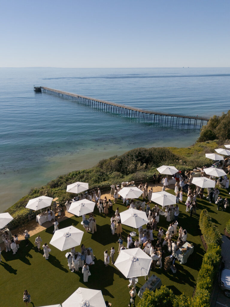 Outdoor lunch at Engage Summit Santa Barbara overlooking the ocean